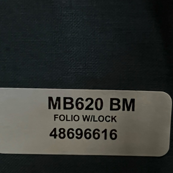 💖SOLD💖RARE Dooney & Bourke Alto MB620 Folio W/Lock - Picture 9 of 13